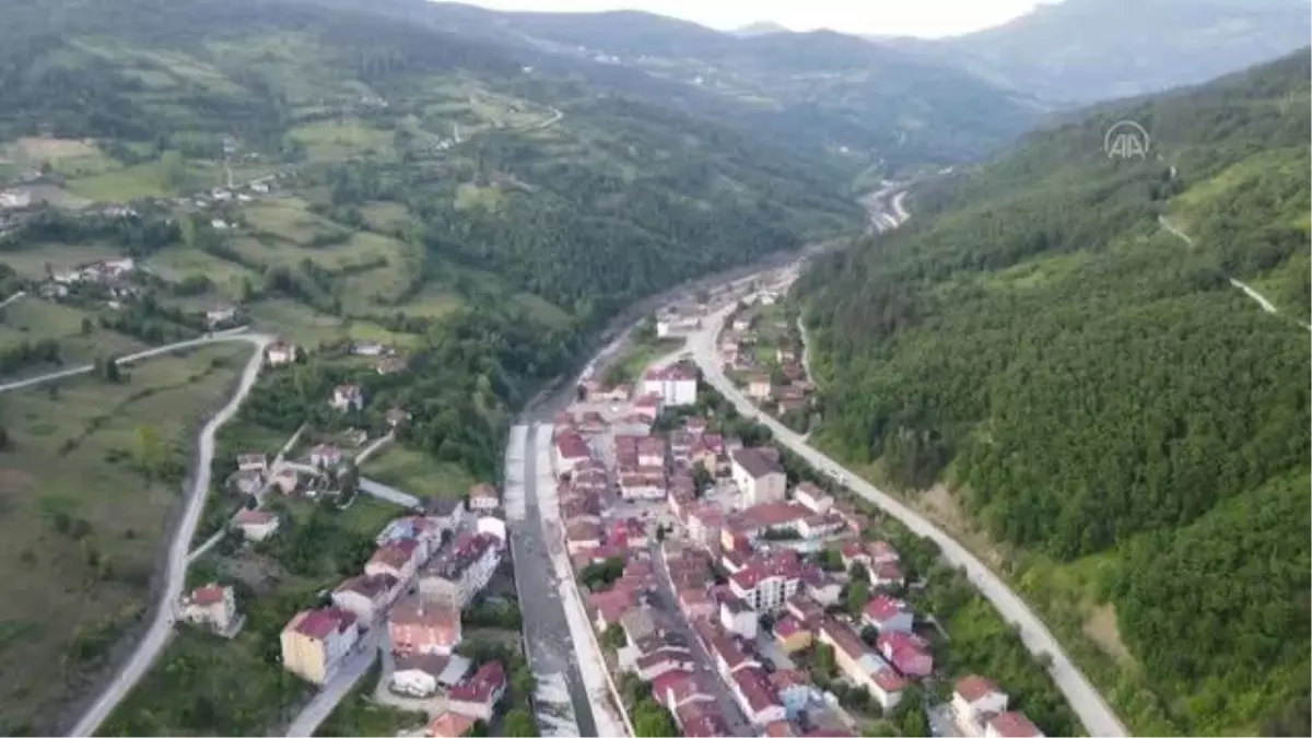 Kastamonu\'da yetim, öksüz ve ihtiyaç sahibi çocukların dilekleri gerçek oldu