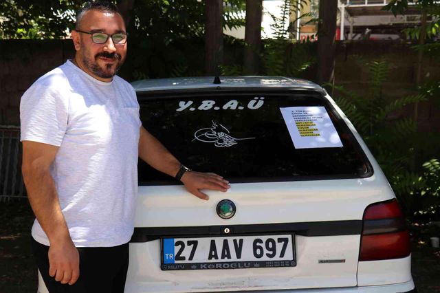 Kayısı talebine yetişemeyince aracını kayısı ile takas etme yoluna gitti Kayısı talebine yetişemeyince aracını kayısı ile takas etme yoluna gitti