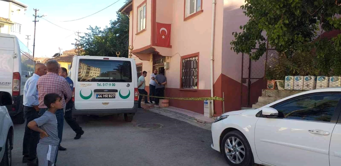 Kıbrıs gazisi evinde ölü bulundu