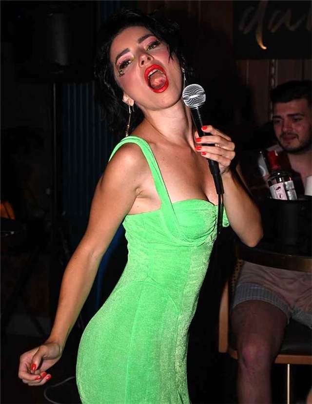 Konser Ücreti Tartışılmıştı... Flaş Açıklama Geldi! Konser Ücreti Tartışılmıştı... Flaş Açıklama Geldi!