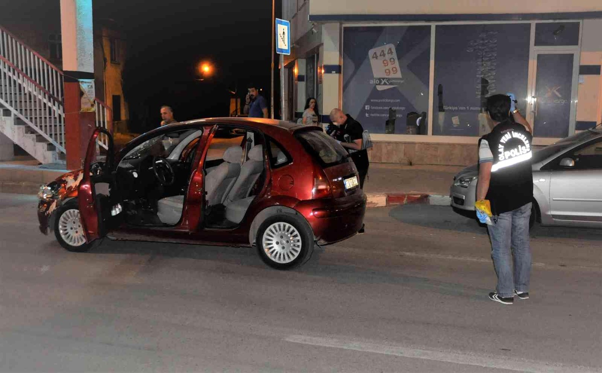 Otomobilin çarptığı 15 yaşındaki çocuk hayatını kaybetti