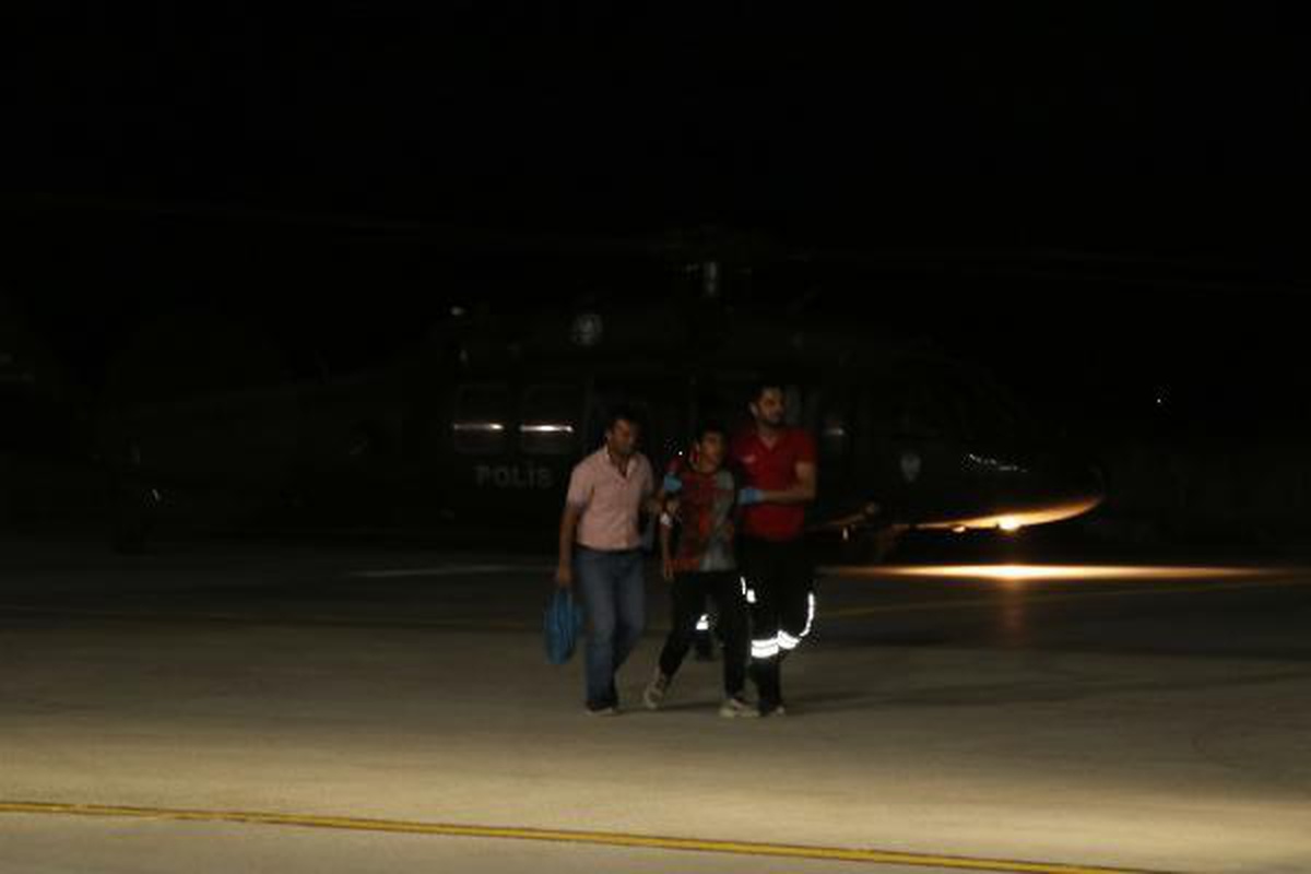 Polis helikopteri, ameliyat olması gereken Muhammed için havalandı