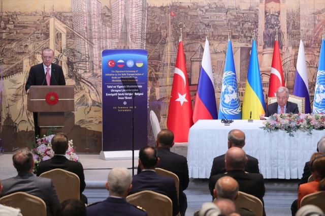 Son dakika: Türkiye ve BM'nin öncülüğünde Tahıl koridoru anlaşması imzalandı! Denetim İstanbul'da kurulacak merkezde yapılacak Son dakika: Türkiye ve BM'nin öncülüğünde Tahıl koridoru anlaşması imzalandı! Denetim İstanbul'da kurulacak merkezde yapılacak
