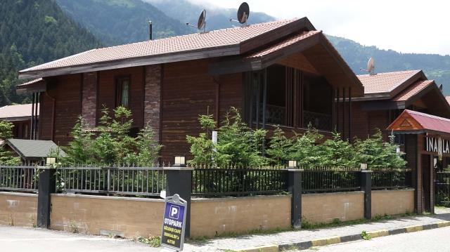 Trabzon Uzungöl'de bungalov evlerin günlüğü 300 doları aştı