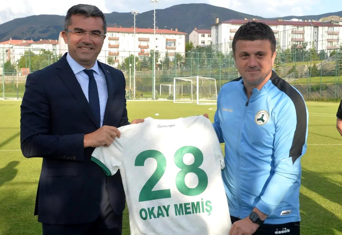 Vali Memiş\'ten Giresunspor kampına ziyaret