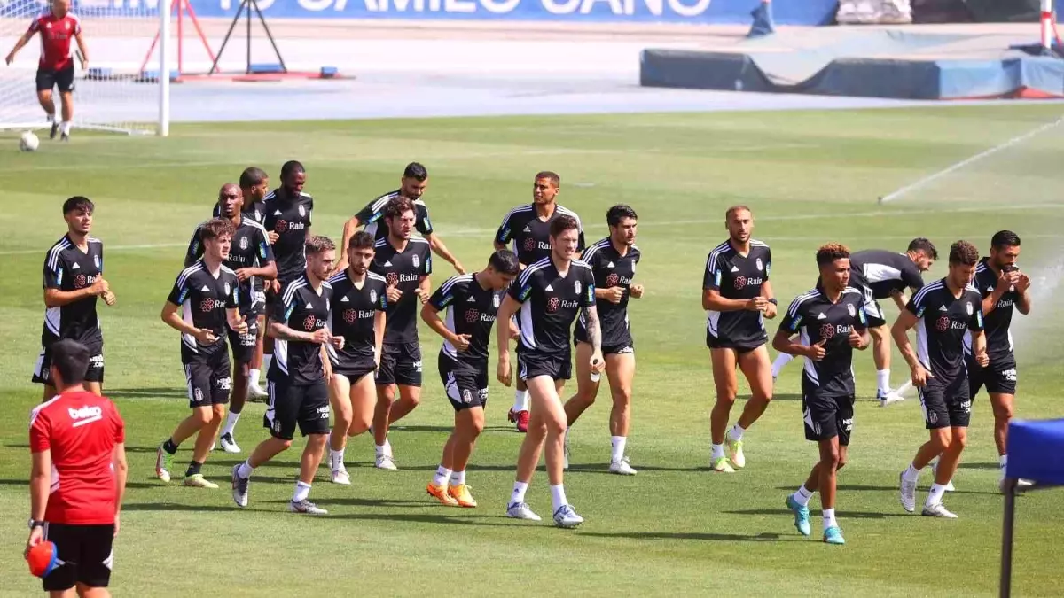 Beşiktaş, İspanya\'da çalışmalarına devam ediyor