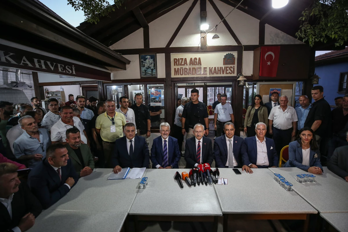 CHP Genel Başkanı Kılıçdaroğlu, Bursa\'da Mübadele Evi\'ni ziyaret etti