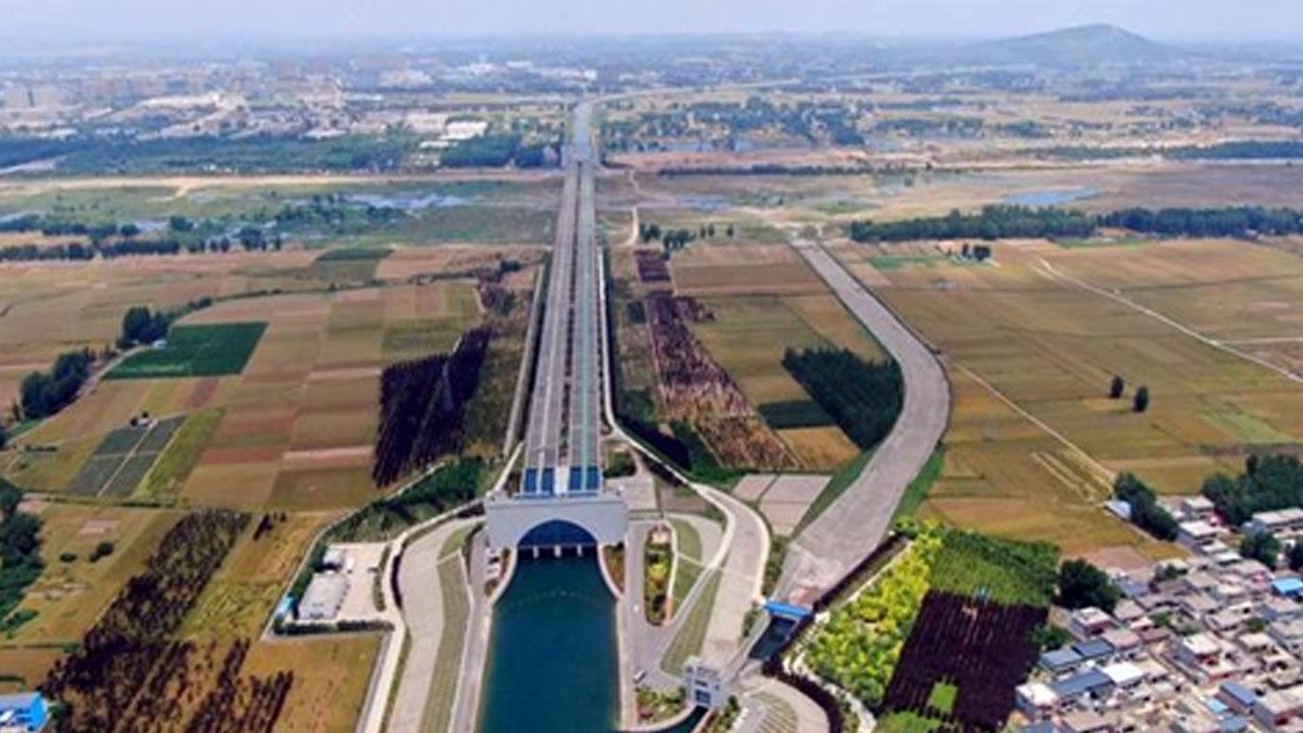 Çin\'in Mega Su Sevkiyatı Projesinin Orta Güzergahı 50 Milyar Metreküpten Fazla Su Aktarıyor