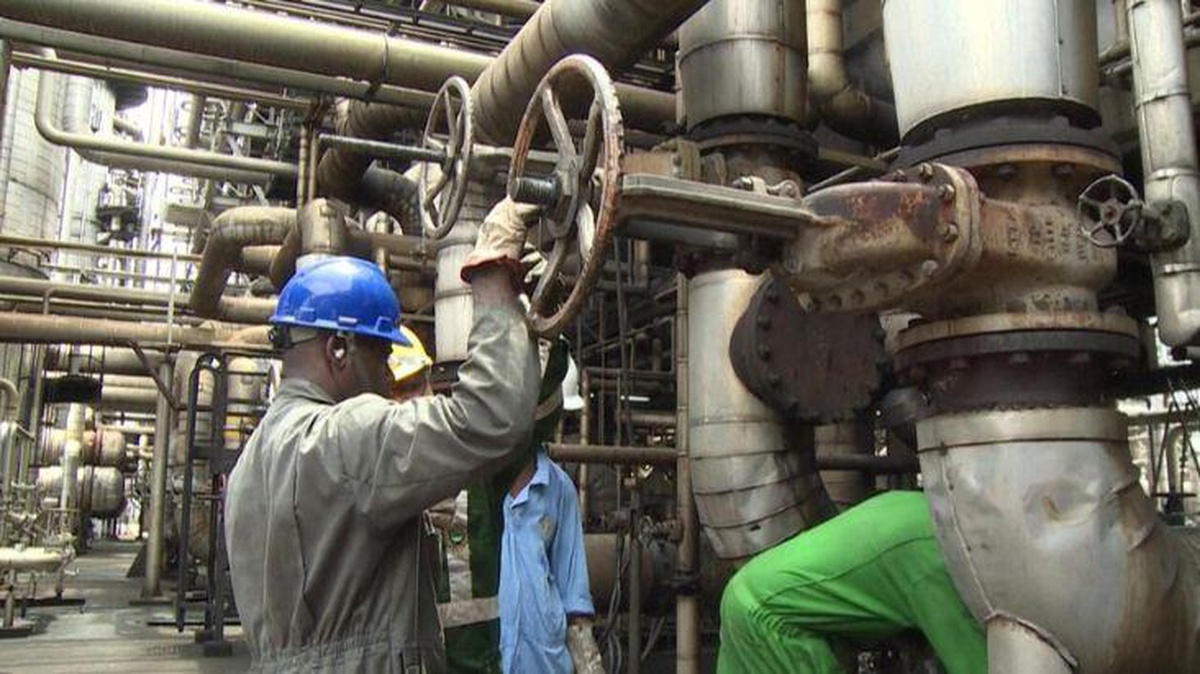 Petrol üretiminde 8. sırada! Rusya doğal gazı kesince Avrupa Birliği Afrika\'ya yöneldi