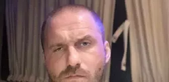 Restoranda birlikte yemek yiyip içki içtiği arkadaşını öldürdü