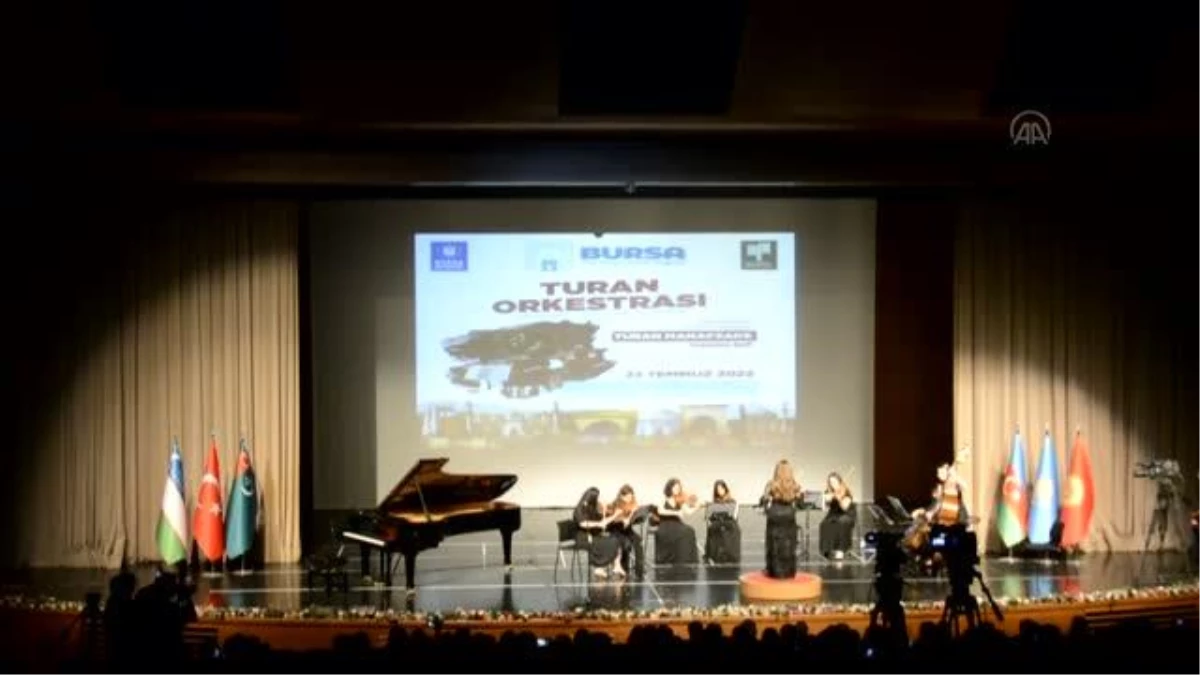 Turan Orkestrası Bursa\'da konser verdi