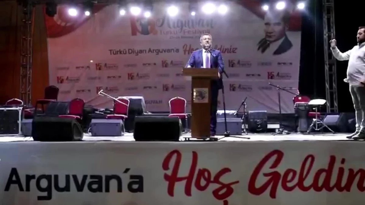 Ağbaba Arguvan Türkü Festivalinde: "Cumhuriyetin İkinci Yüzyılında Kucaklaşmaya İhtiyacımız Var"
