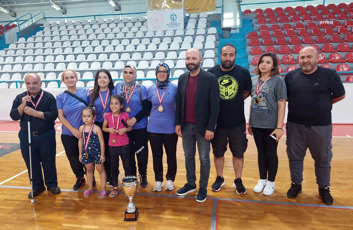 Çankaya Belediyesi Görme Engelliler Kadın Goalball Takımı, Goalball Kadın-Erkek Yükselme Müsabakaları\'nda Şampiyon Oldu