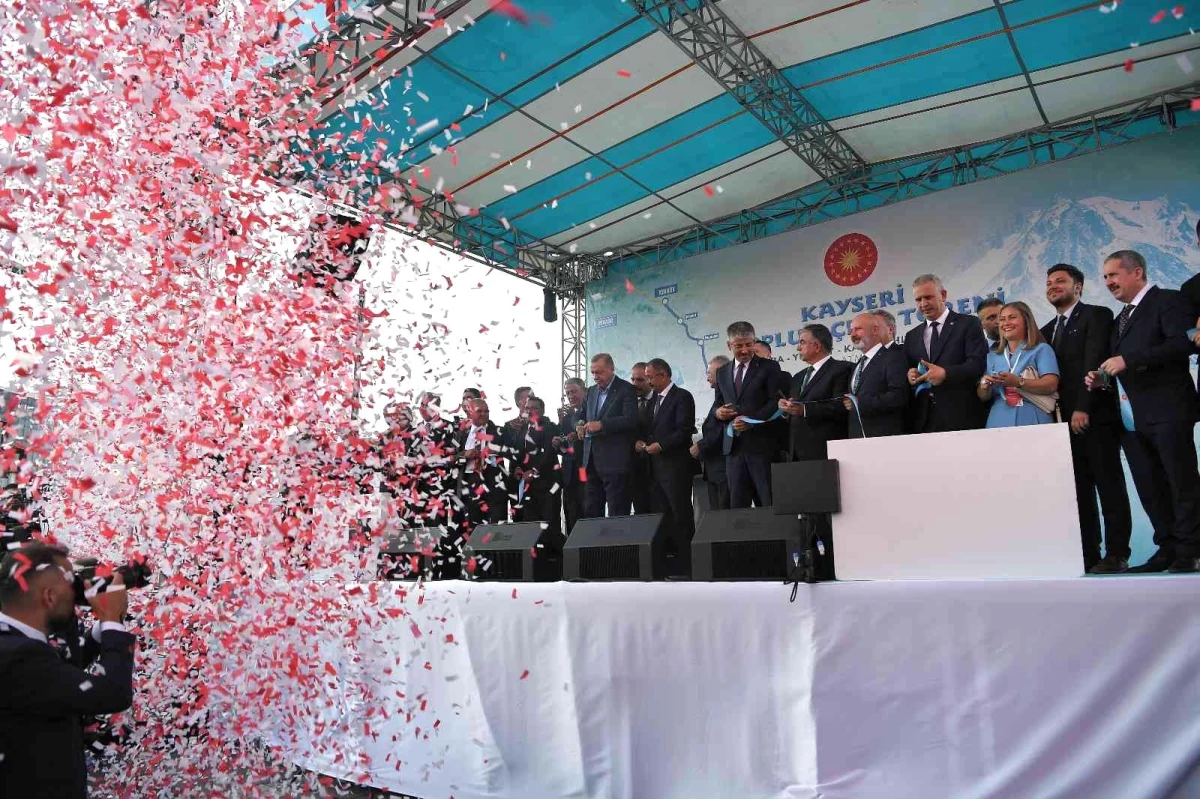 Cumhurbaşkanı Erdoğan\'ın açılışını yaptığı Büyükşehir\'in 3 milyar 788 milyon TL\'lik yatırımları