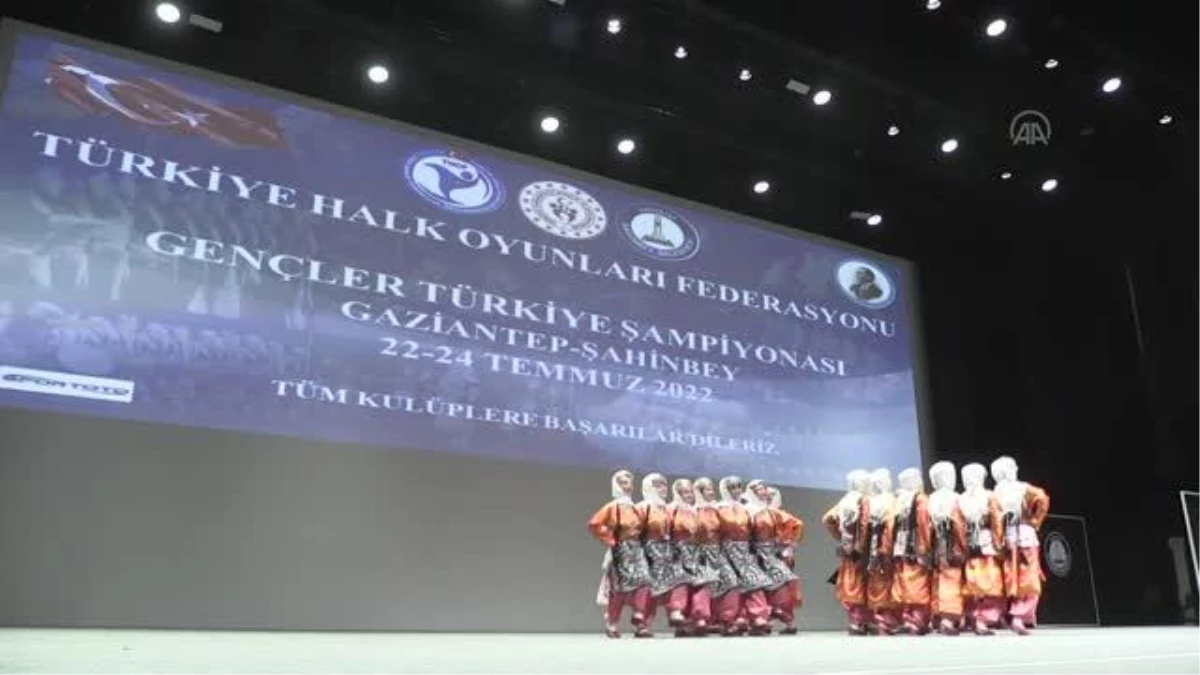 "Halk Oyunları Gençler Türkiye Şampiyonası" Gaziantep\'te sona erdi