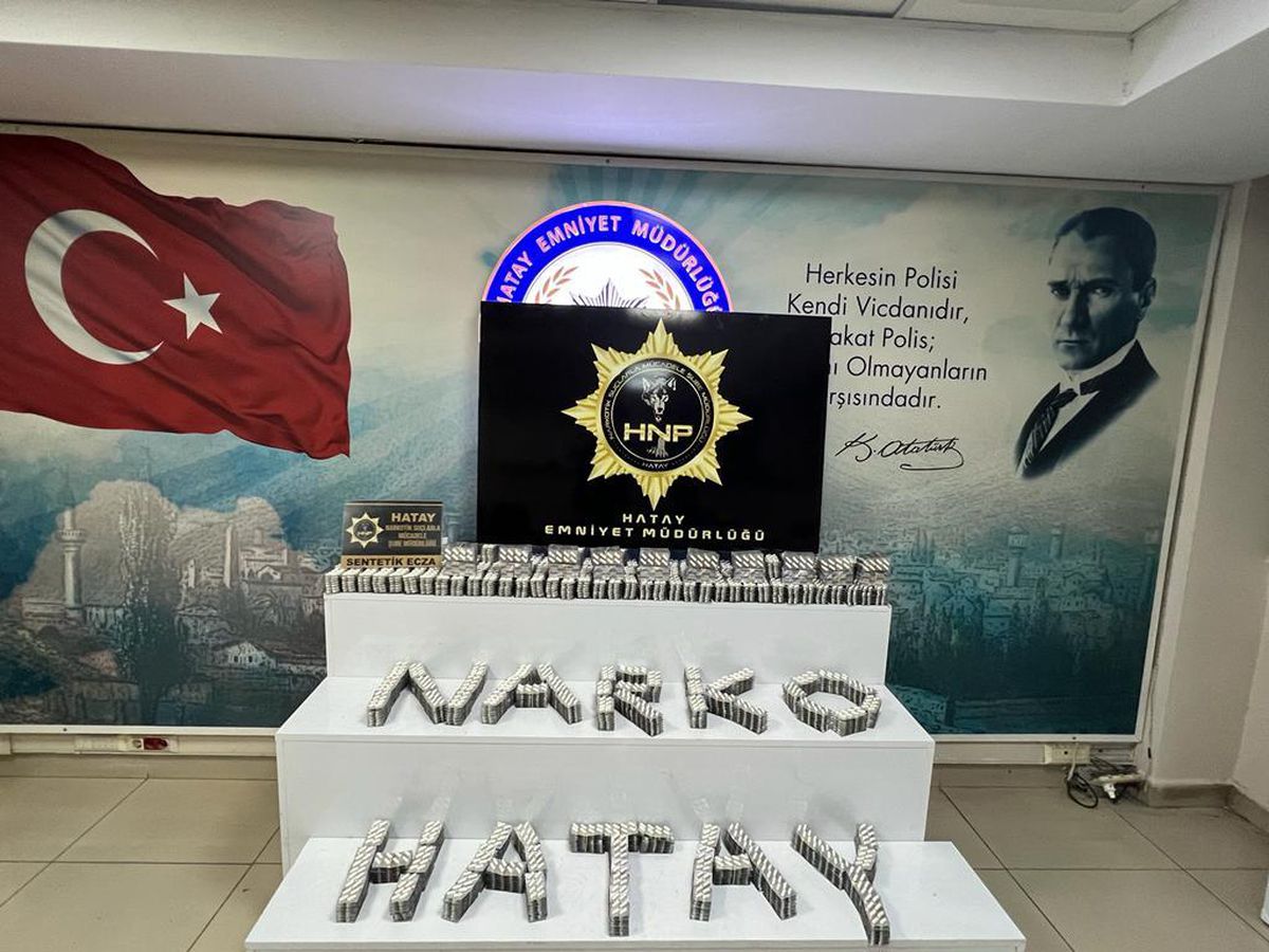 Hatay\'da uyuşturucu operasyonunda 2 zanlı yakalandı