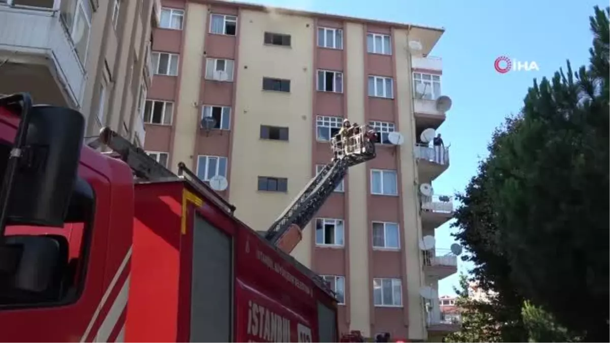 Kartal'da 7 katlı binada çıkan yangın söndürüldü