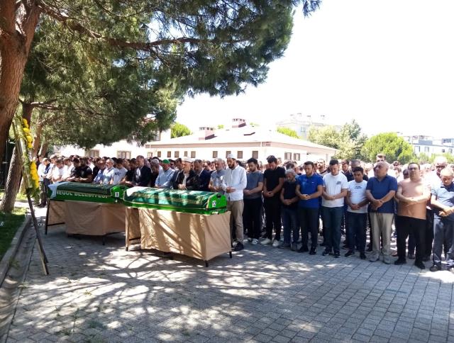Son dakika haberleri | SÜMEYRA, YOLCULUK PAYLAŞIMINDAN 2 DAKİKA SONRA EŞİYLE KAZADA ÖLDÜ Son dakika haberleri | SÜMEYRA, YOLCULUK PAYLAŞIMINDAN 2 DAKİKA SONRA EŞİYLE KAZADA ÖLDÜ