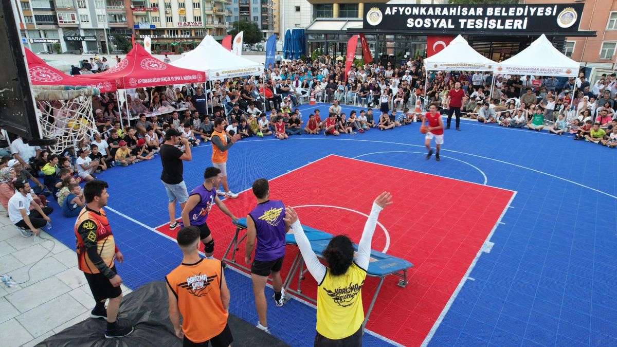 Afyonkarahisar\'da basketbol turnuvası düzenlendi