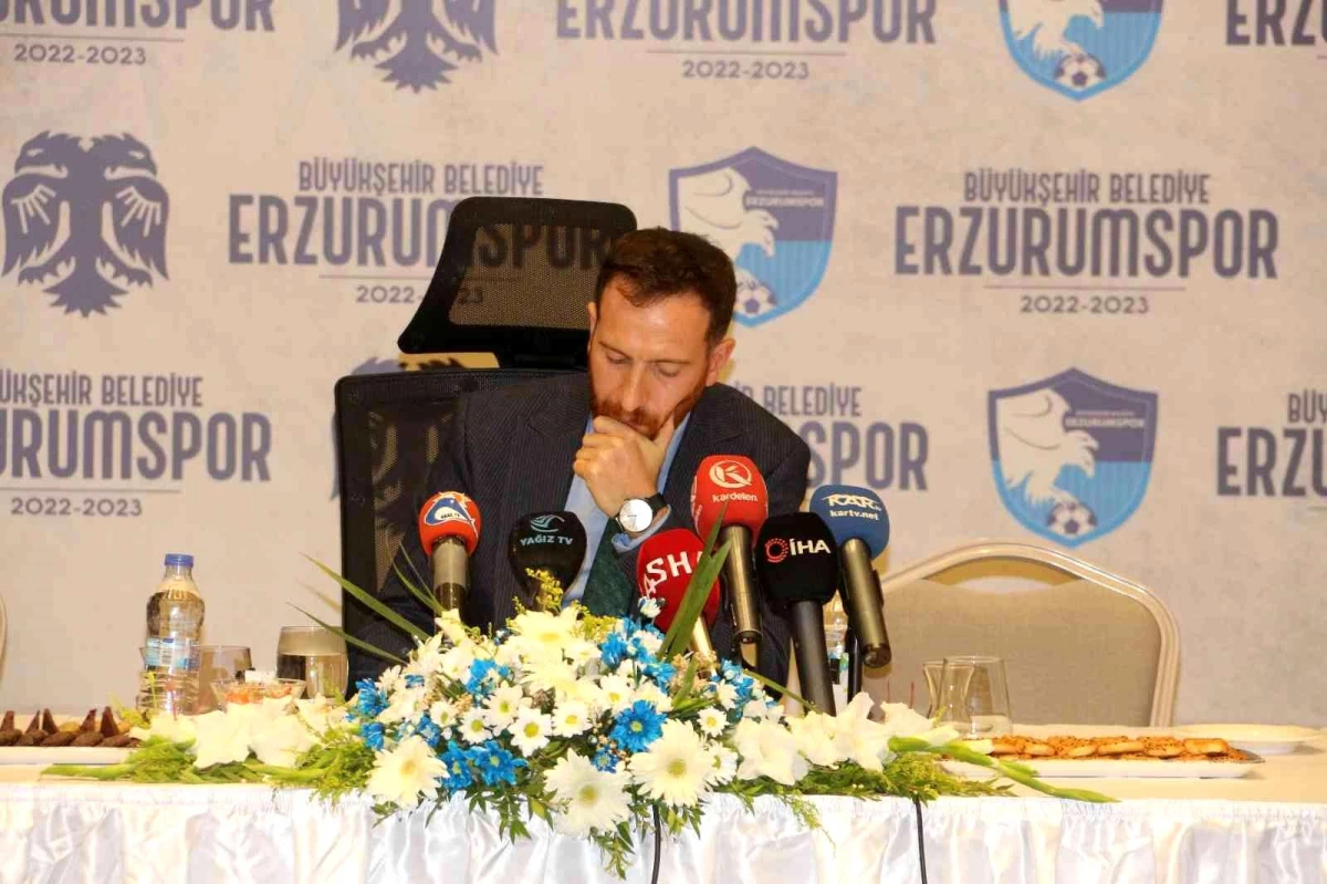 Ahmet Dal: "Sahada attığınız golü hakem vermezse, ofsayttan gol yerseniz transfer yapmanın anlamı olmuyor"