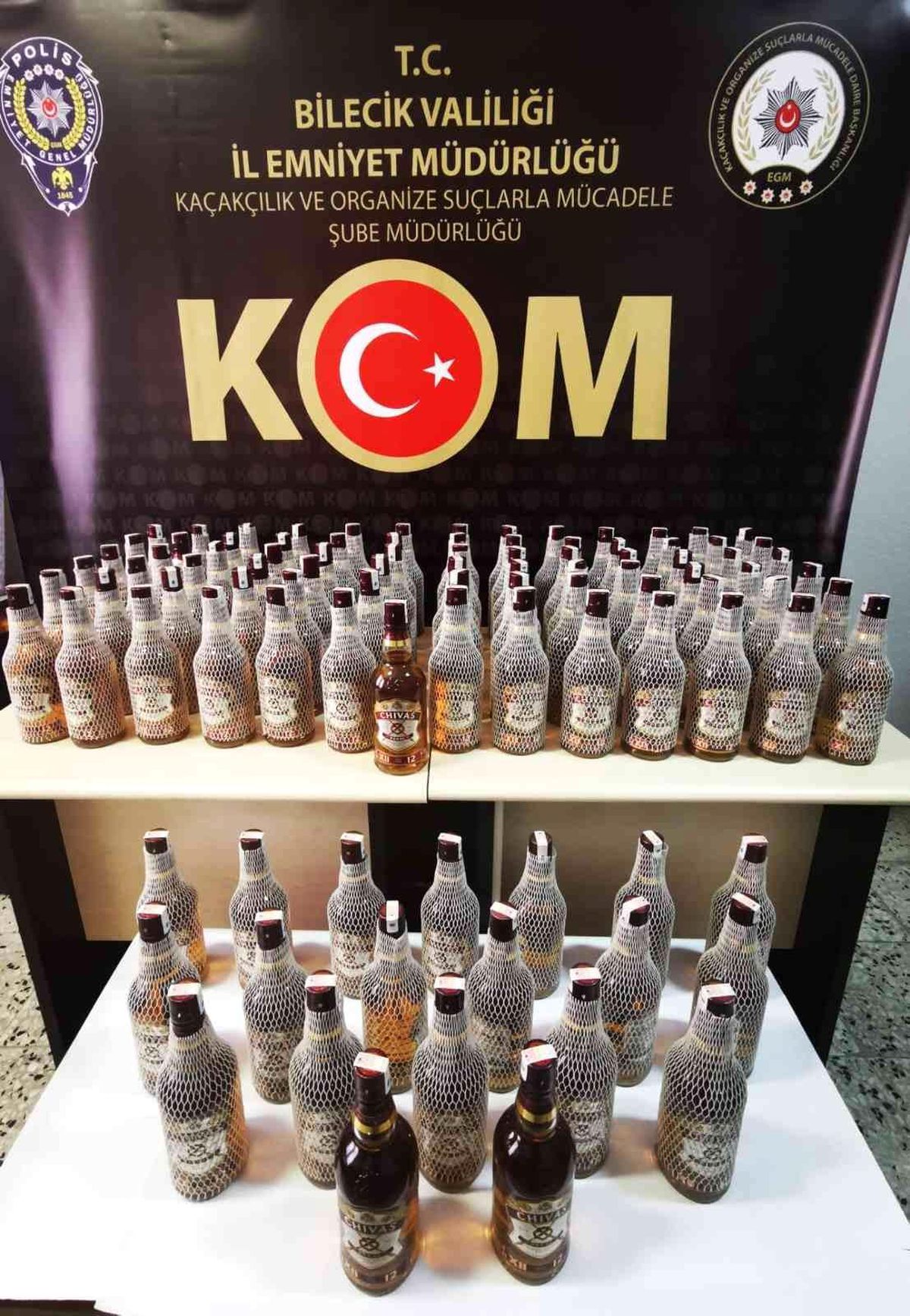 Bilecik\'te 100 şişe sahte bandrollü alkol ele geçirildi