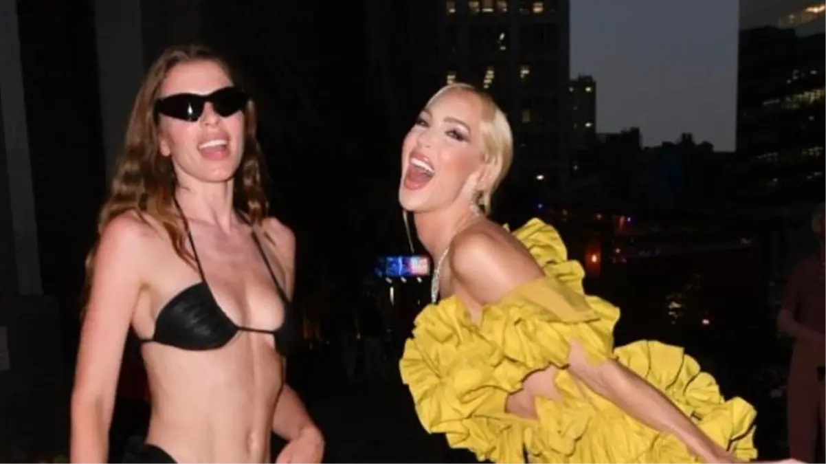 Julia Fox moda uğruna kasıklarına kadar inen dekolte giydi