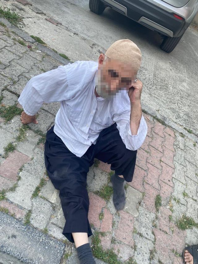 Evlenme vaadiyle para aldığını iddia ettiği kadını bıçakladı Evlenme vaadiyle para aldığını iddia ettiği kadını bıçakladı