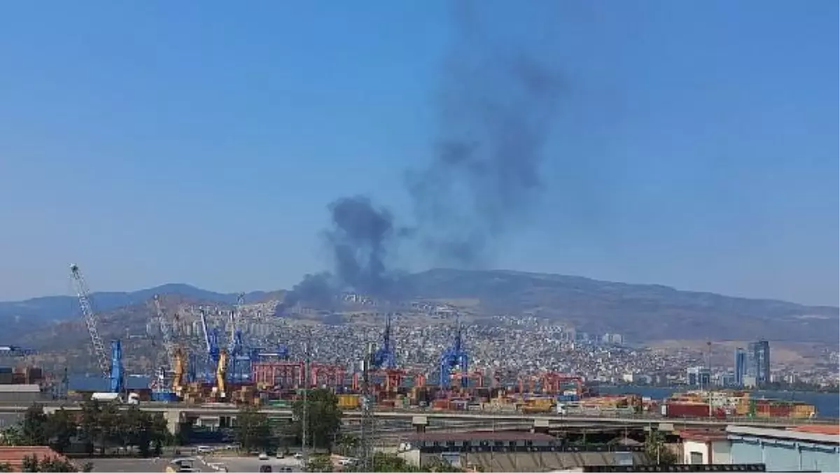 İzmir'de TOKİ şantiyesinde yangın