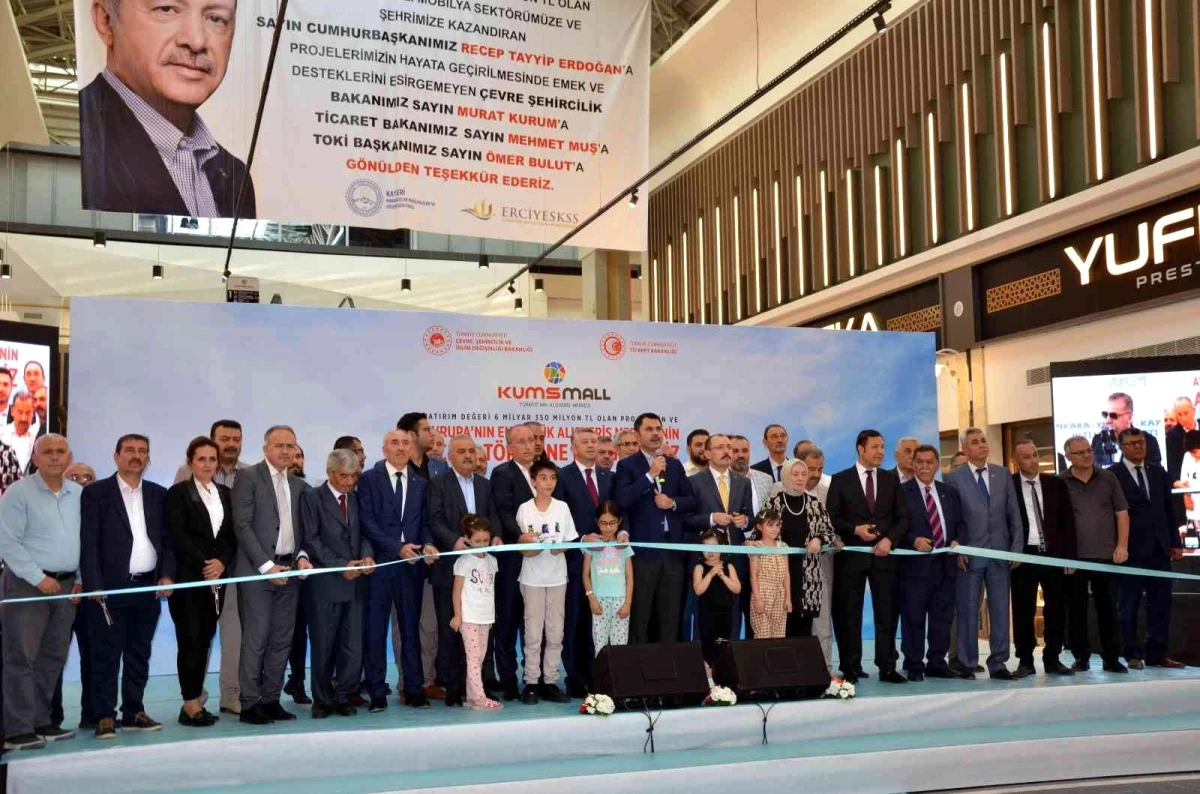 KUMSMALL AVM\'nin resmi açılışını Cumhurbaşkanı Erdoğan yaptı