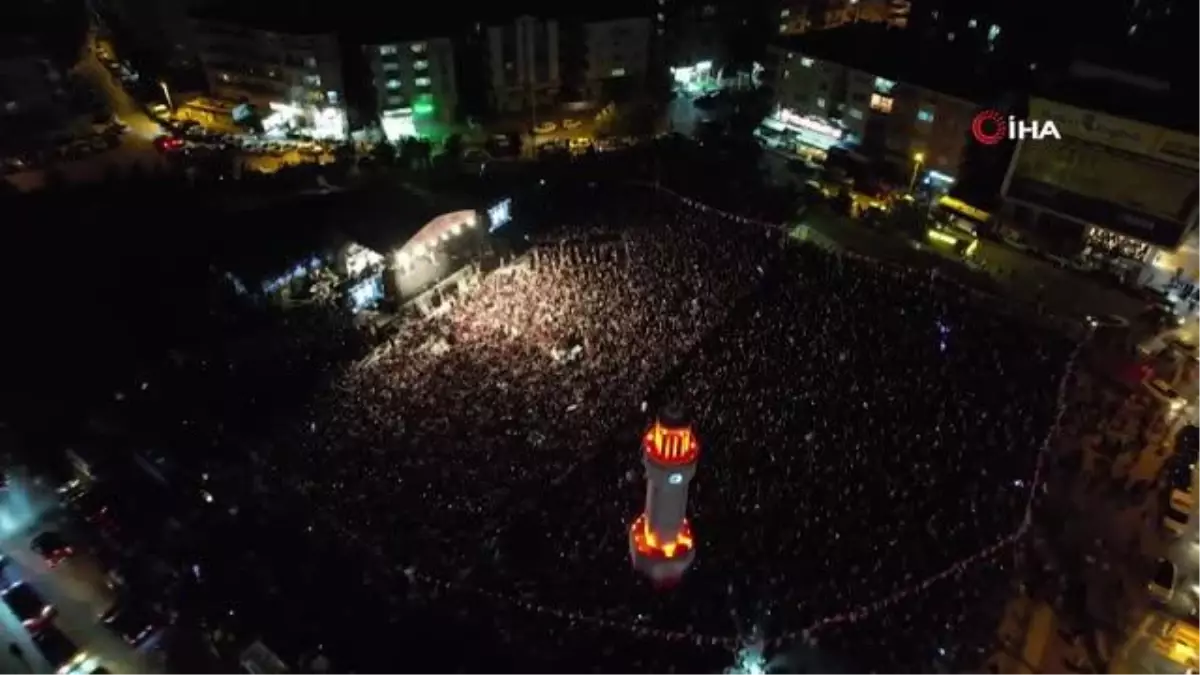 Rapçi Ceza, Sincan Gençlik Konserleri\'ne damga vurdu