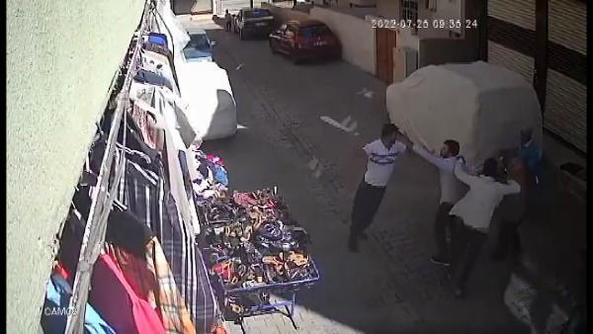 Şanlıurfa\'da taşlı sopalı kavga: 2 yaralı