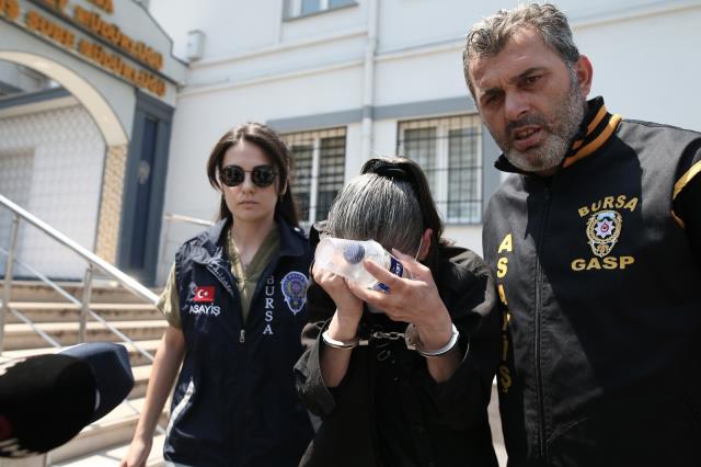 Son dakika haberi! Çöp evde bulunan çocuğun annesi: Kardeşim oğlumu annemin cenazesinde kaçırdı (4) Son dakika haberi! Çöp evde bulunan çocuğun annesi: Kardeşim oğlumu annemin cenazesinde kaçırdı (4)