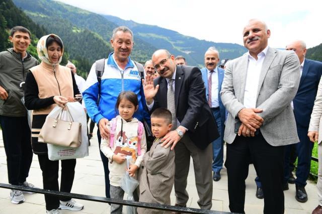 Trabzon'a gelen Arap turistler üzerinden oluşturulan algıya validen tepki: Misafirlerimiz baş tacımız