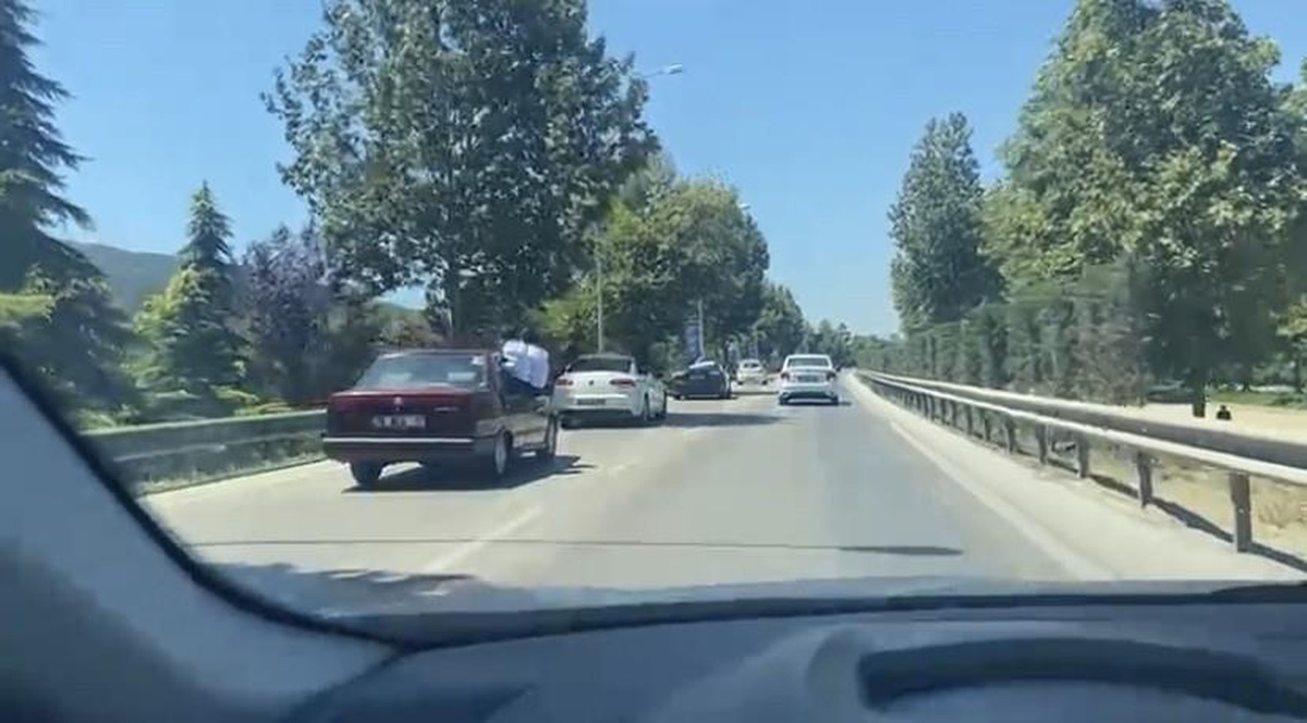 Trafikteki tehlikeli anlar kameralarda