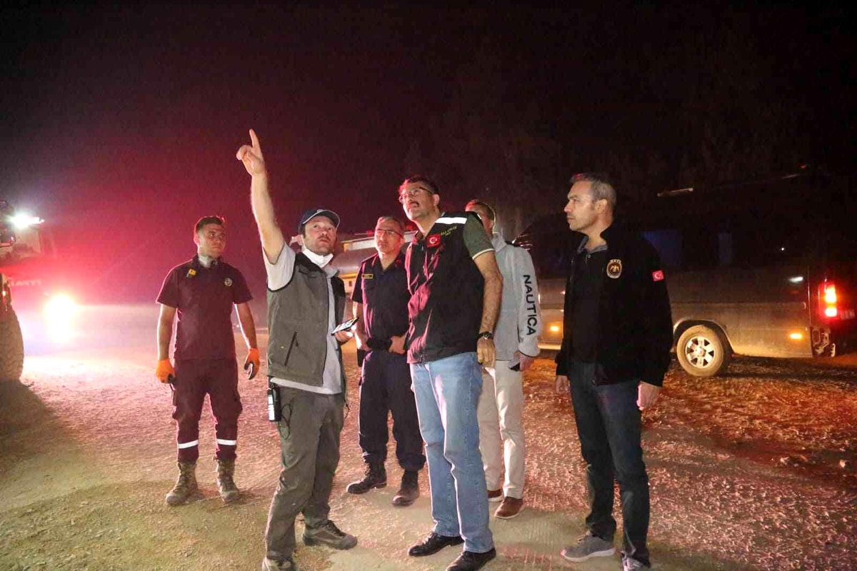 Vali Çelik: "Yangın bölgesine 28 helikopter, 5 uçak yönlendirildi"