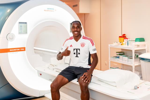 Bayern Münih'in sadece 79 dakika forma giyen genç futbolcuya ödediği bonservise kimse inanamadı Bayern Münih'in sadece 79 dakika forma giyen genç futbolcuya ödediği bonservise kimse inanamadı