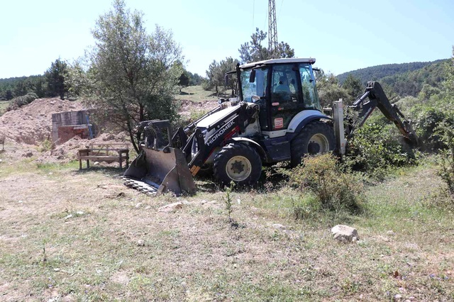 Bolu'da onlarca kişinin zehirlendiği köyde etler de incelenecek