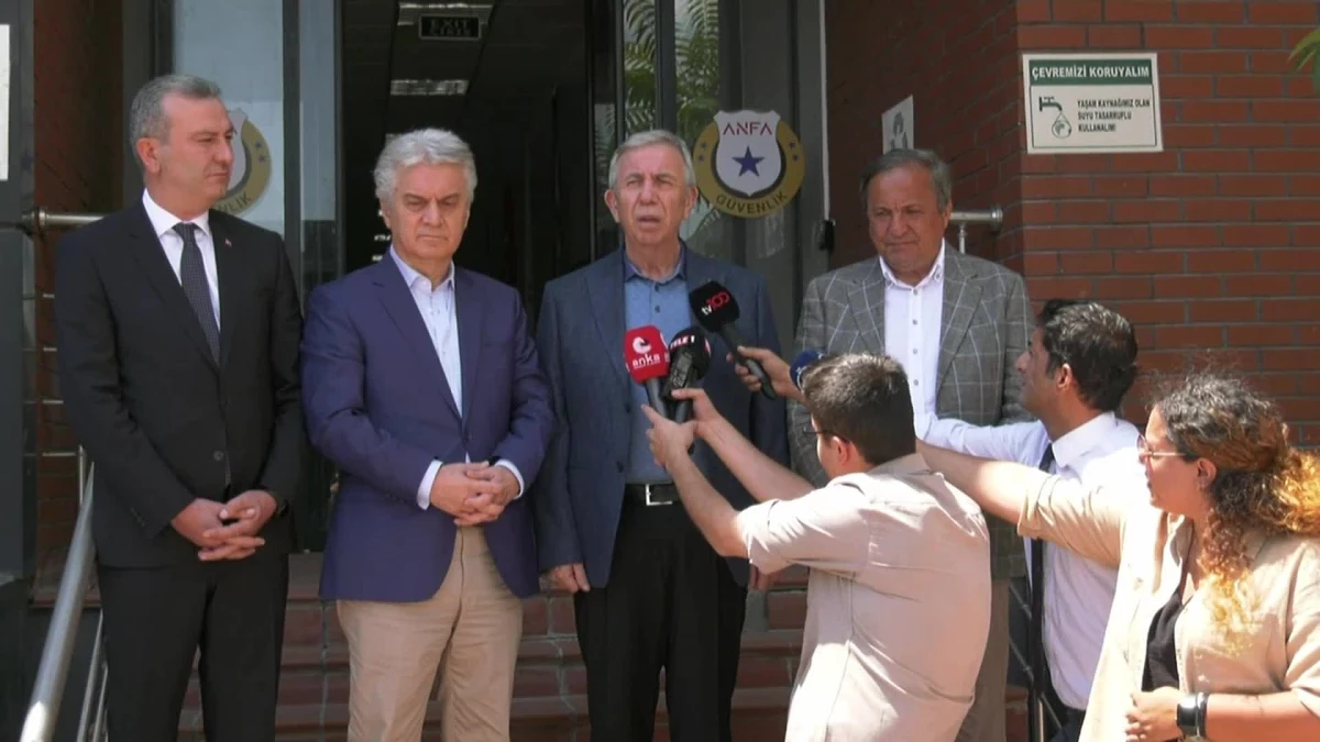 CHP Genel Başkan Yardımcıları Kuşoğlu ve Torun, Abb Başkanı Yavaş ile Birlikte Ankapark\'ı İnceledi.