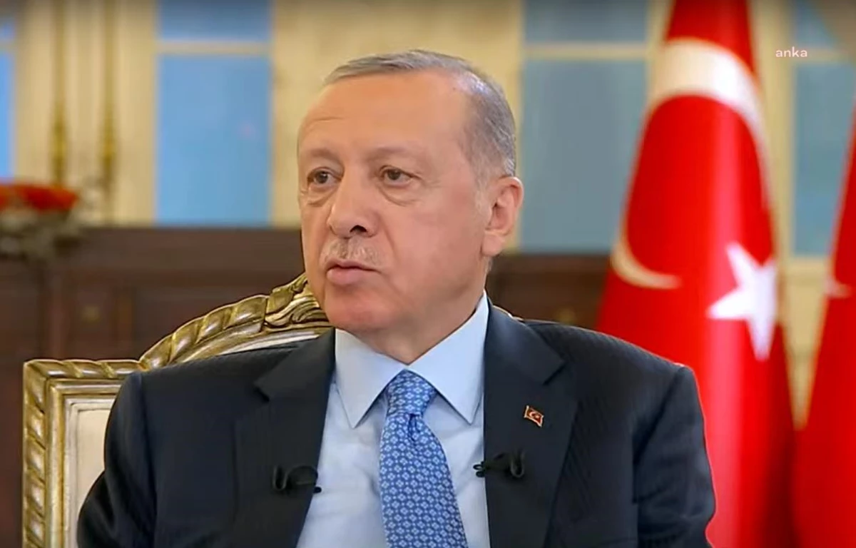 Erdoğan: "Ekonomi Olarak Battık Diyenlere Cevap, Oradan Geçen Otobüsler, Tır\'lardır; \'Bu Ülke Batmıştır\' Diyenleredir.