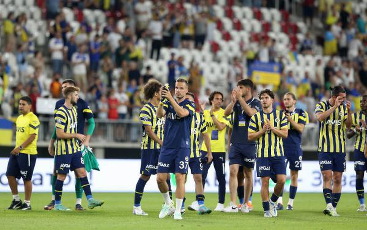 Fenerbahçe, Dinamo Kiev\'i konuk edecek