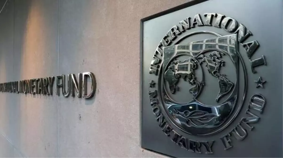 IMF, Türkiye ekonomisinin büyüme tahminlerini 2022 için yüzde 4\'e, 2023 için ise yüzde 3,5\'a yükseltti