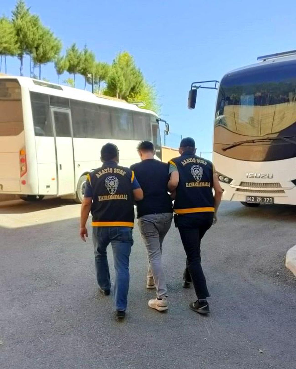 Kahramanmaraş\'ta 35 yıl 8 ay hapis cezasıyla aranan hükümlü yakalandı