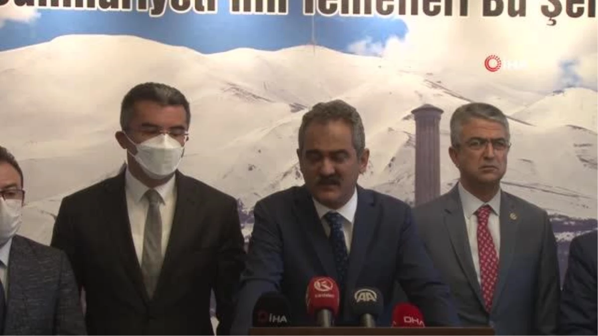 Milli Eğitim Bakanı Özer, Erzurum\'da il değerlendirme toplantısına katıldı Açıklaması