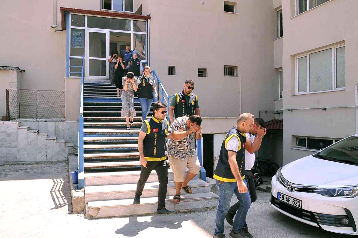 \'Osmaniye Grubu\' hırsızlık çetesi yakalandı