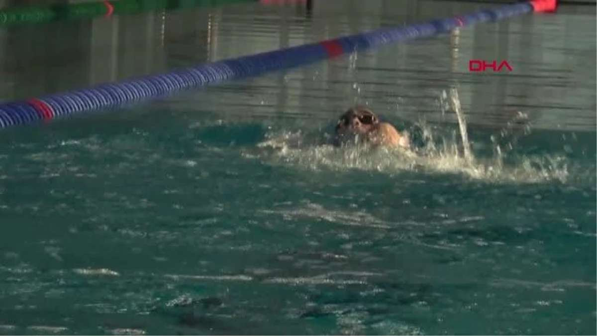 Yüzme korkusunu yenip şampiyon olan Beyza: Hedefim olimpiyatlar