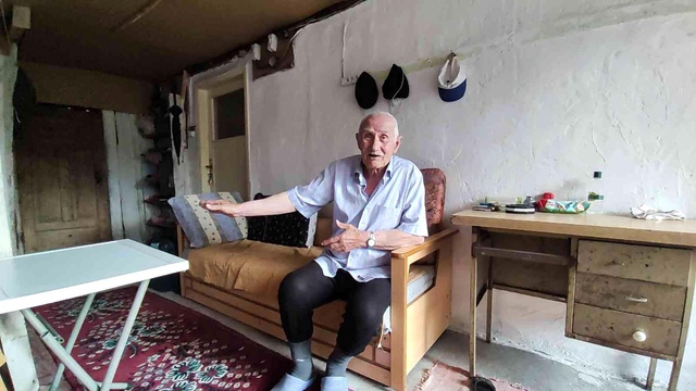 Alışveriş için evinden ayrıldı, biriktirdiği 'kefen parası' çalındı Alışveriş için evinden ayrıldı, biriktirdiği 'kefen parası' çalındı