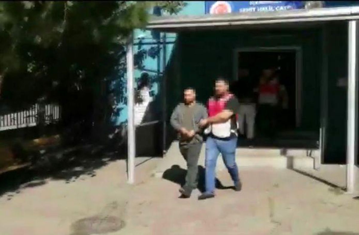 Ataşehir\'de silah kaçakçılığı operasyonu: 2 şüpheli gözaltında