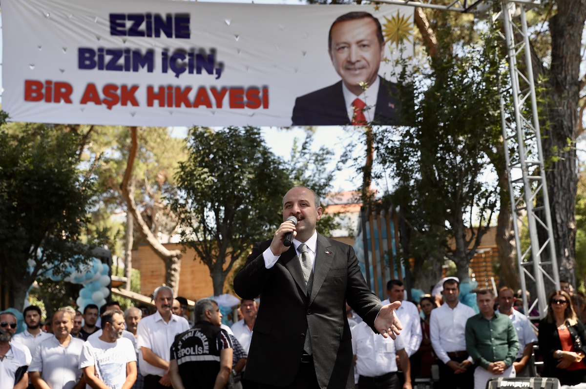 Bakan Varank, Çanakkale\'de millet bahçesi açılışında konuştu Açıklaması
