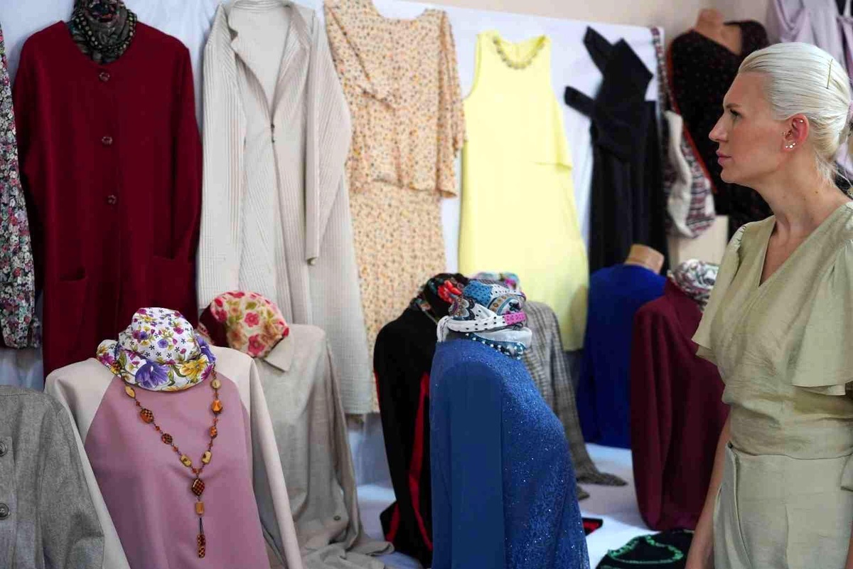 Dikiş nakış kursunu bitiren kursiyerlere sertifikaları verildi