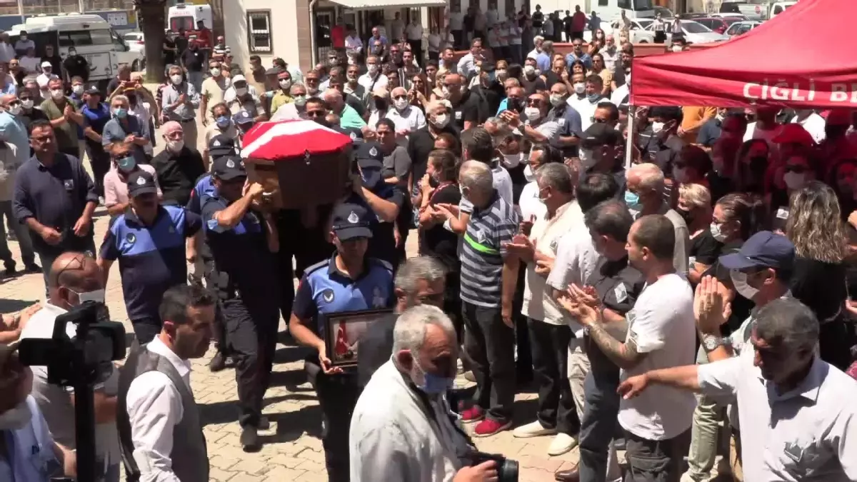 Çiğlili eski başkan Solak\'a hüzünlü veda